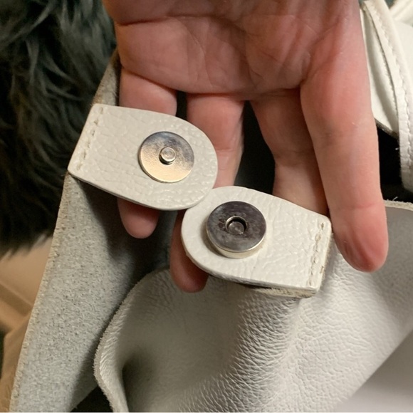 UNISA White Leather Tote Bag with Braided Handles - Picture 10 of 10